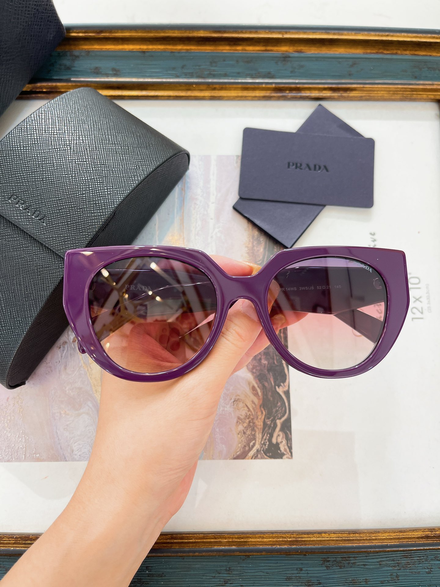 Prada 普拉达墨镜