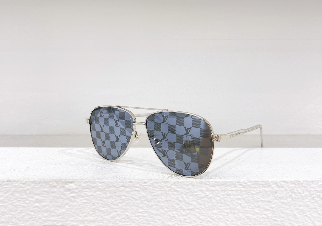 Louis Vuitton LOUIS VUITTON太阳眼镜
