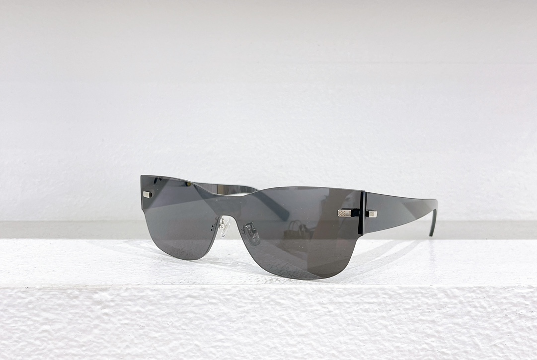 Louis Vuitton LOUIS VUITTON太阳眼镜