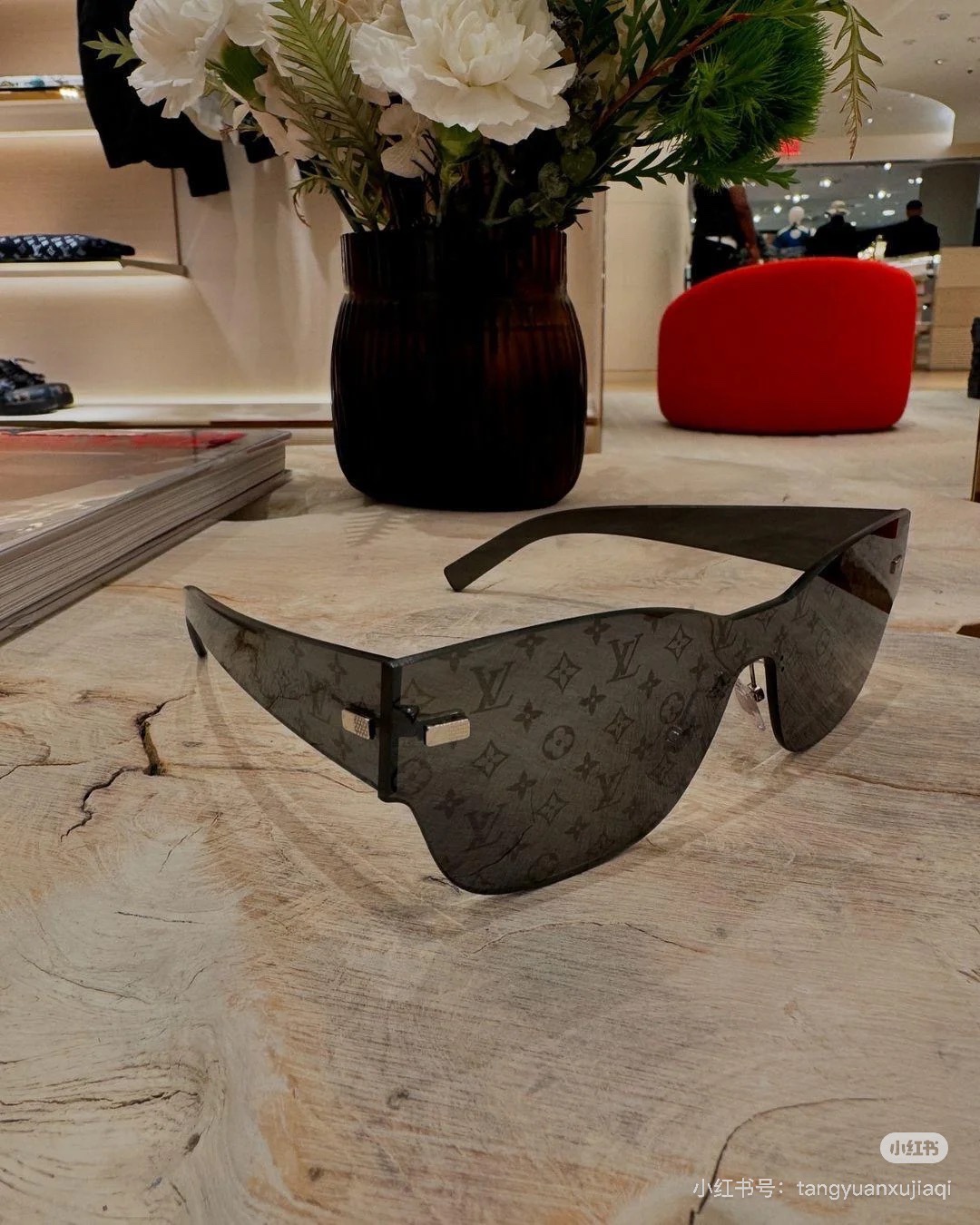 LOUIS VUITTOMODEL：Z2198USIZE：145口0-138