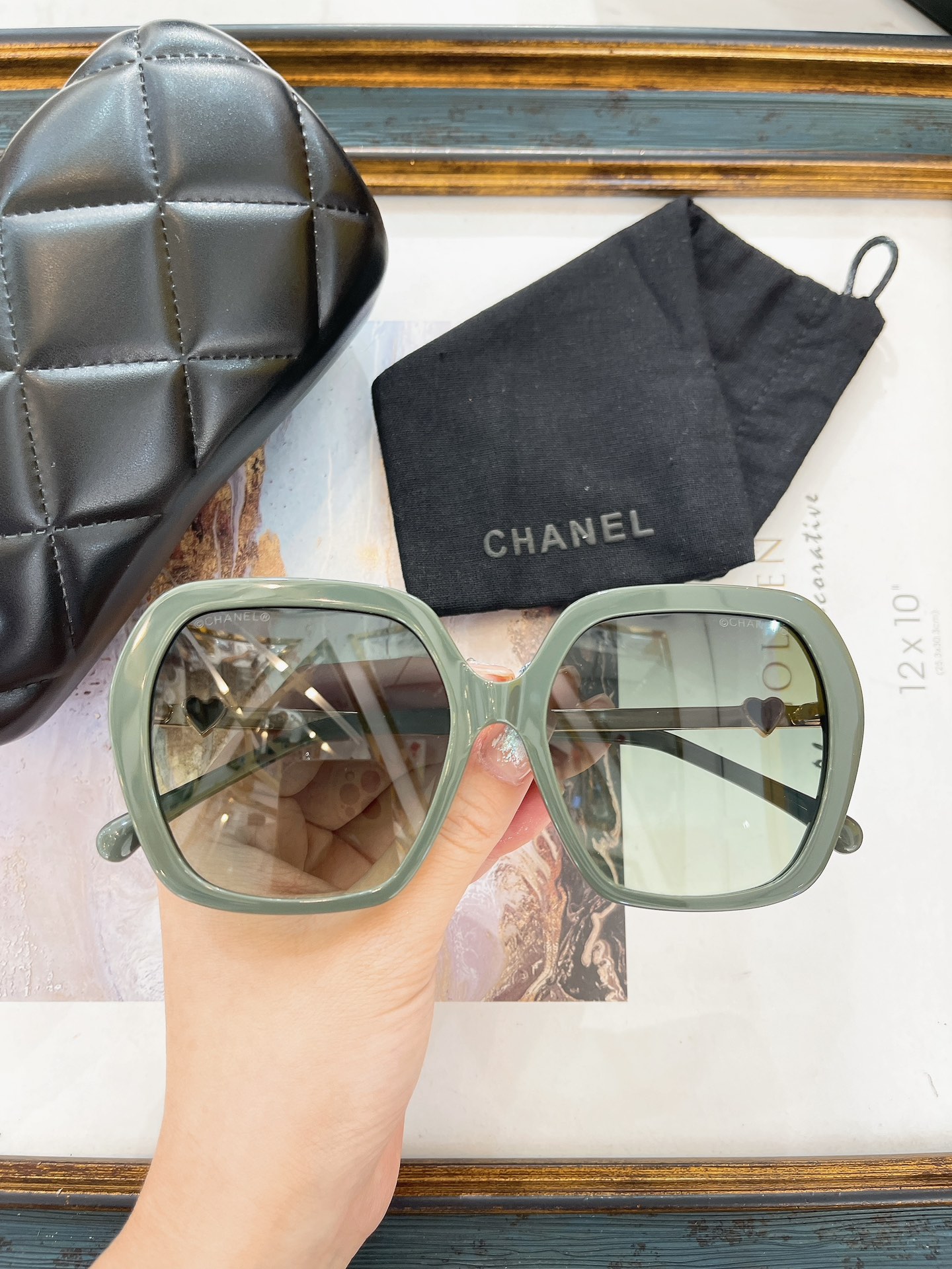 Chanel 香奈儿墨镜
