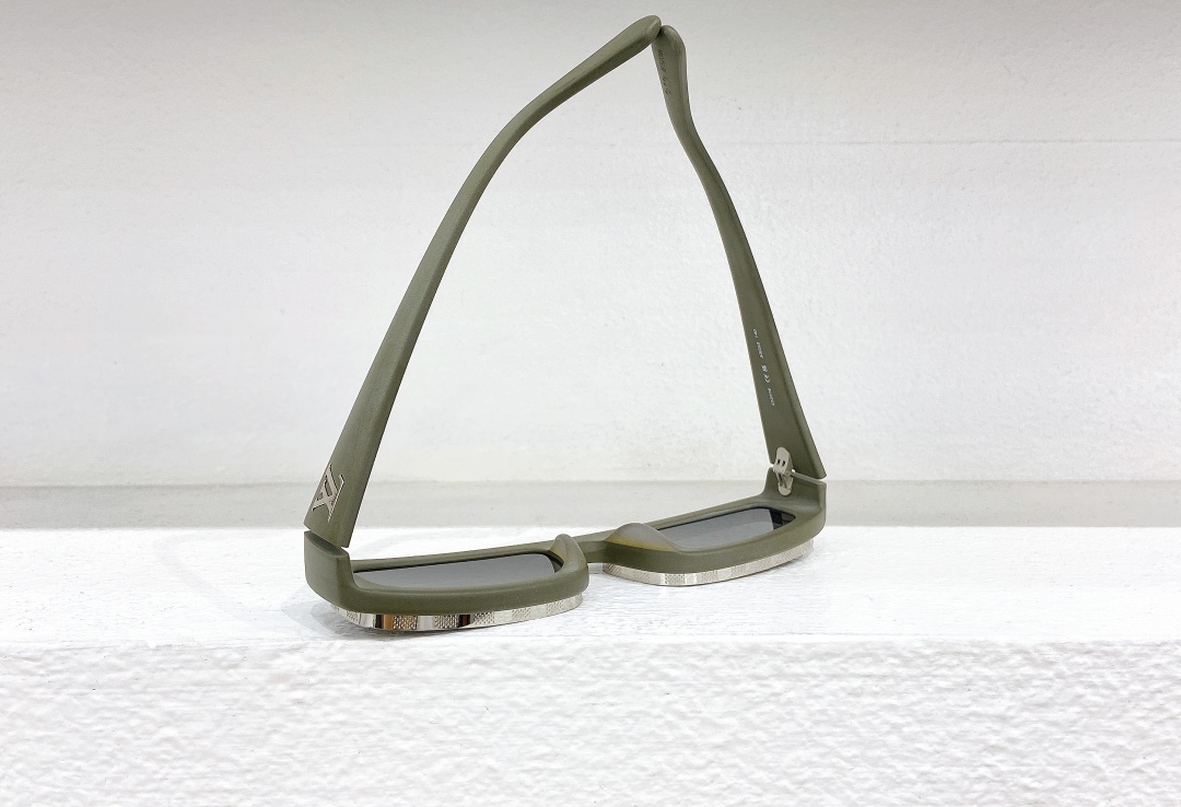 LOUISVUITTO*MODELZ2397ESIZE53口22-140