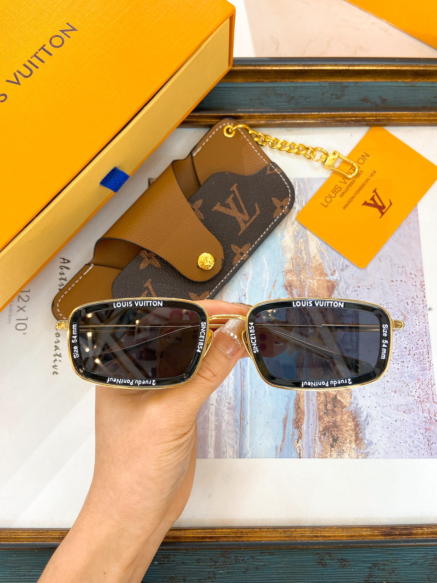 LOUISVUITTO*MODELZ2203USIZE52口23-140
