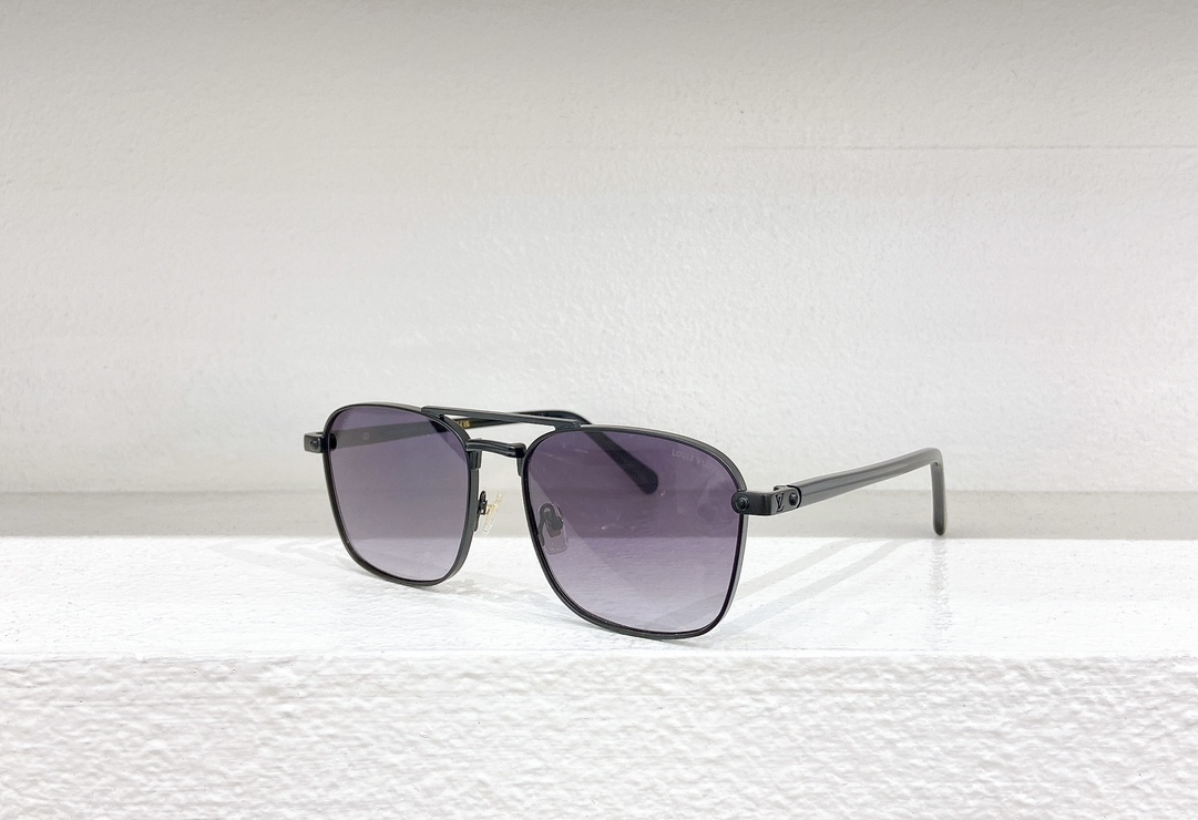 LOUISVUITTO*MODELZ1942USIZE57口17-145