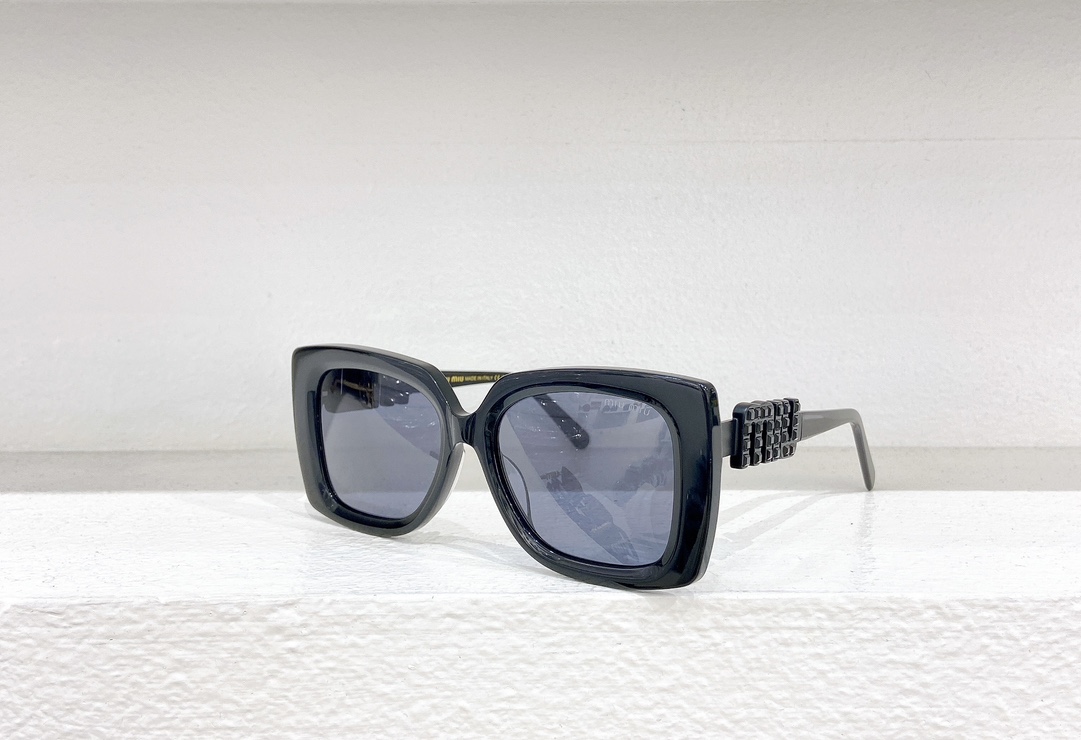 MIUM*MODEL:SMU118ZSSIZE54口18-145