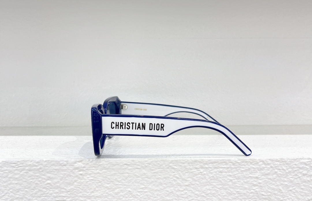 DIO*MODELDSGTA24UCRSIZE53口19-140