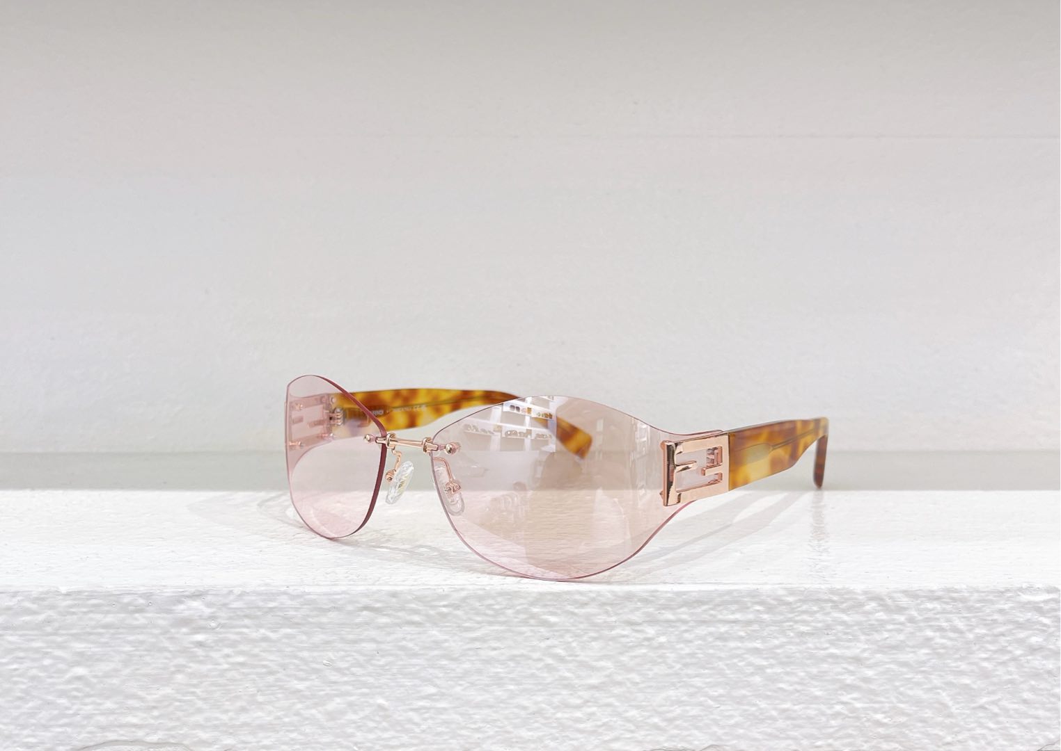 FEND*✨✨✨MODEL：FE40159U✨✨ SIZE：58口18-140✨✨✨