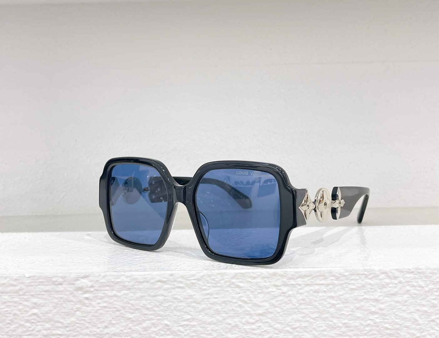 LOUIS VUITTO*🍁🍁🍁MODEL：Z2251W🍁🍁🍁SIZE：55口21-135🍁🍁🍁