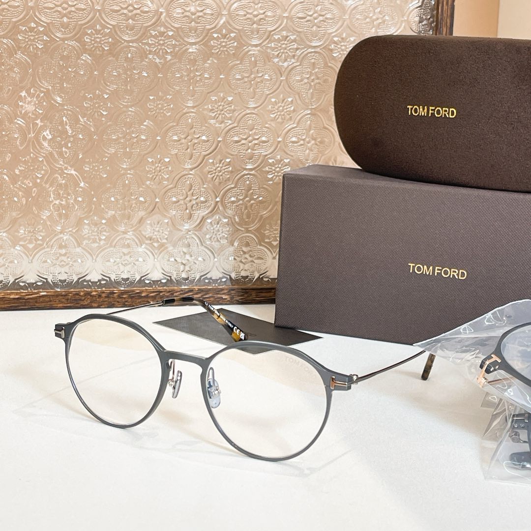  TOM FOR*💫💫💫MODEL：TF5866-B💫💫💫SIZE：52口19-145💫💫💫高版本～～