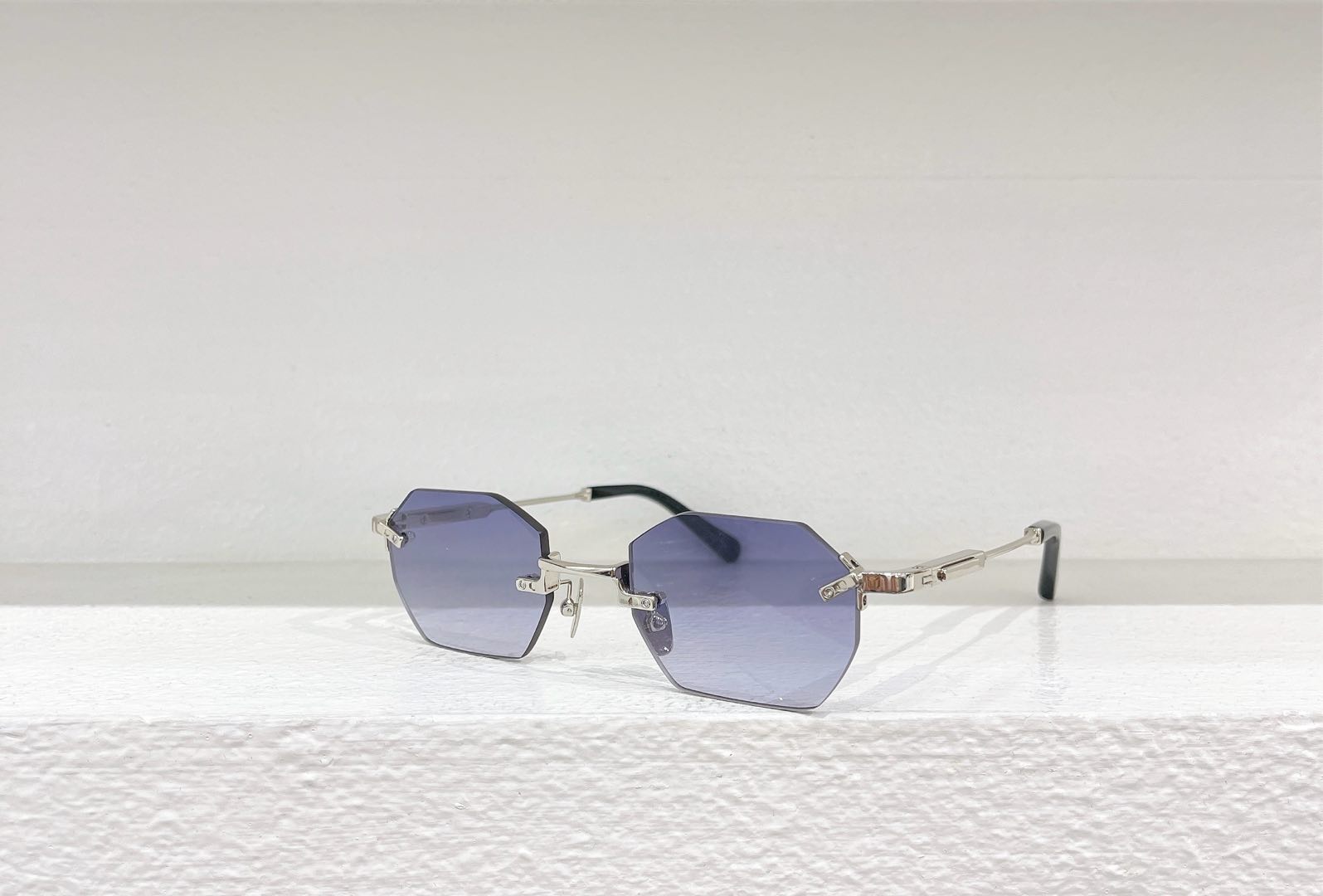 John Daila🌟🌟🌟MODELCURIS🌟🌟🌟SIZE52口22-145🌟🌟🌟配送盒子～～
