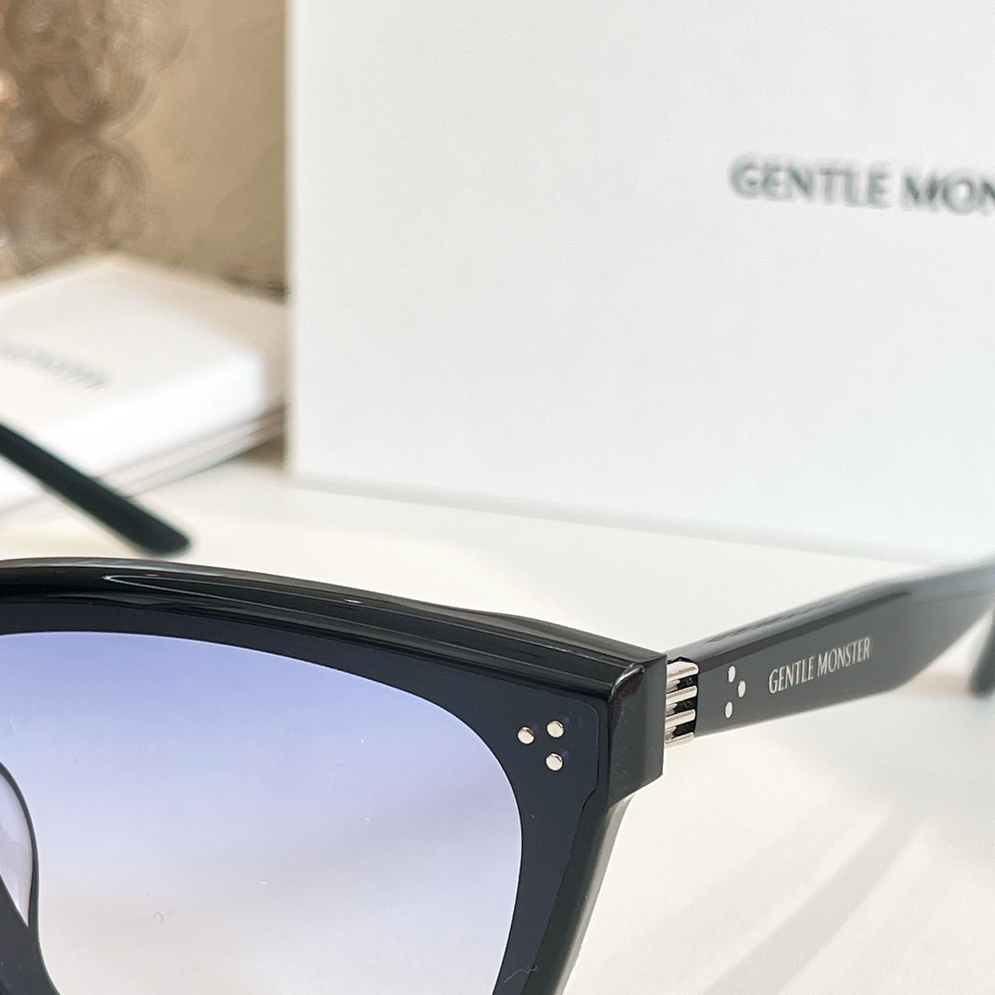  GENTLE MONSTE*🐼🐼🐼MODEL：NUMER🐼🐼🐼SIZE：64口18-146🐼🐼🐼高版本