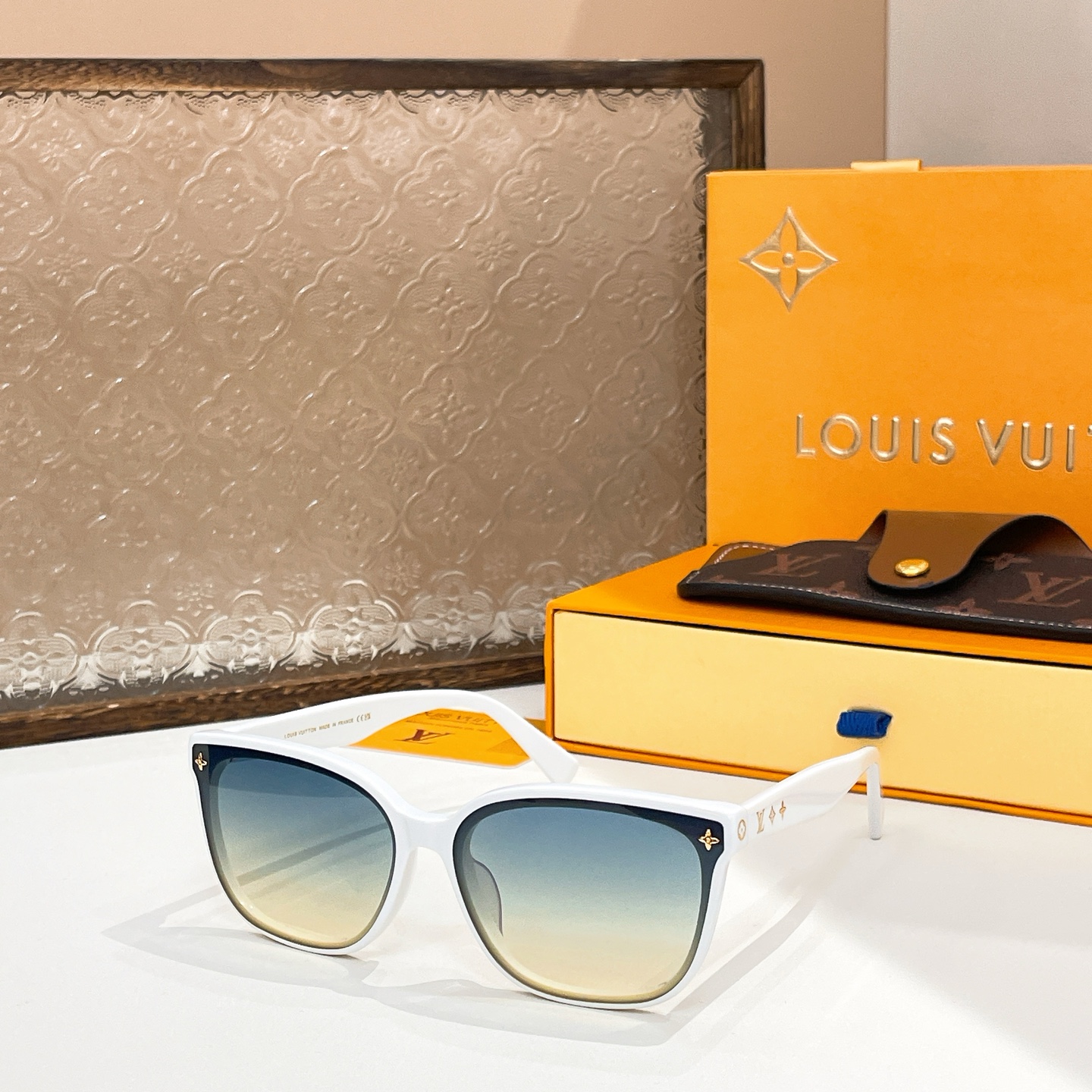 ￼ LOUIS VUITTO*🌟🌟🌟MODEL：Z2136U 🌟🌟🌟SIZE：56口19-143🌟🌟🌟