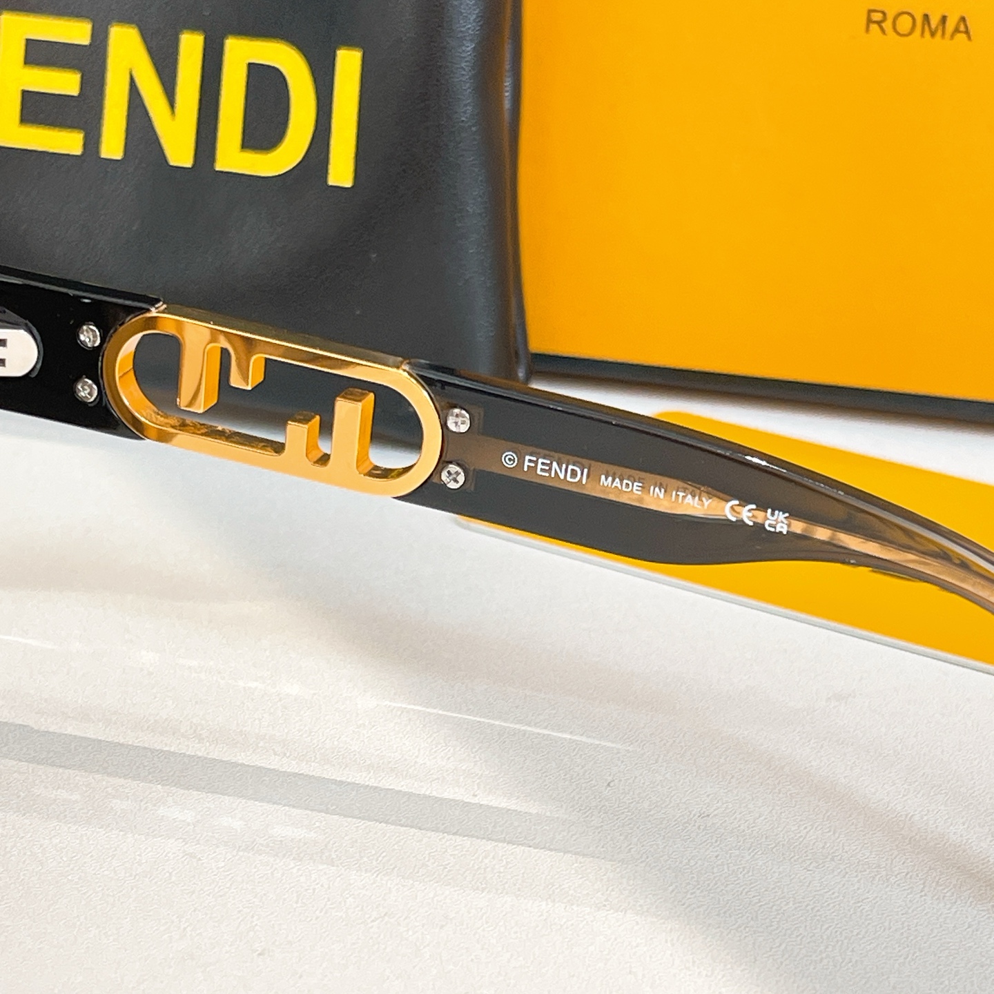 Fendi 芬迪墨镜