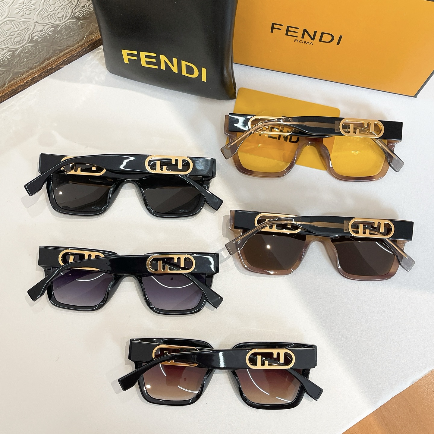 Fendi 芬迪墨镜