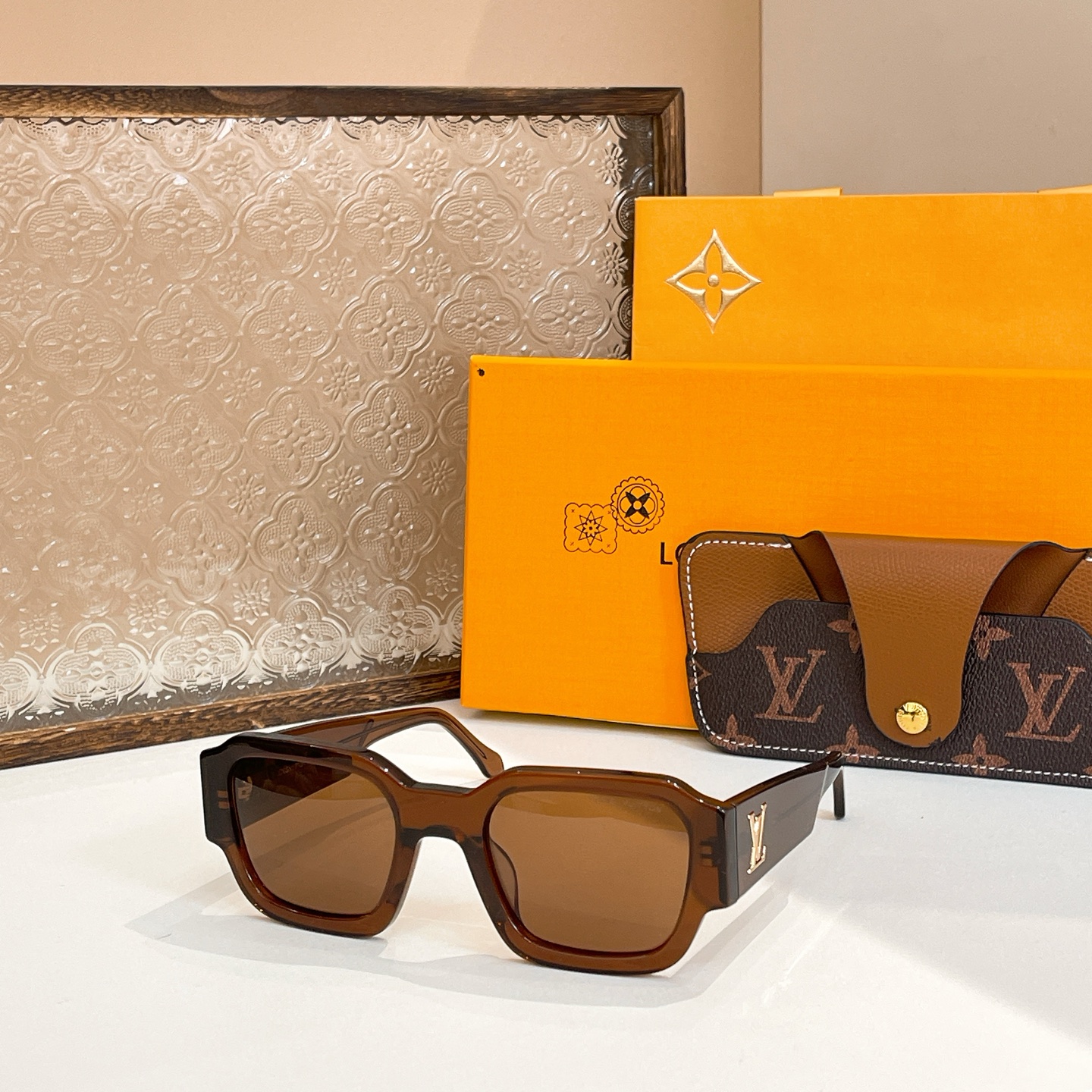  LOUIS VUITTO*🌟🌟🌟MODEL：Z2611E🌟🌟🌟SIZE：57口16-145🌟🌟🌟