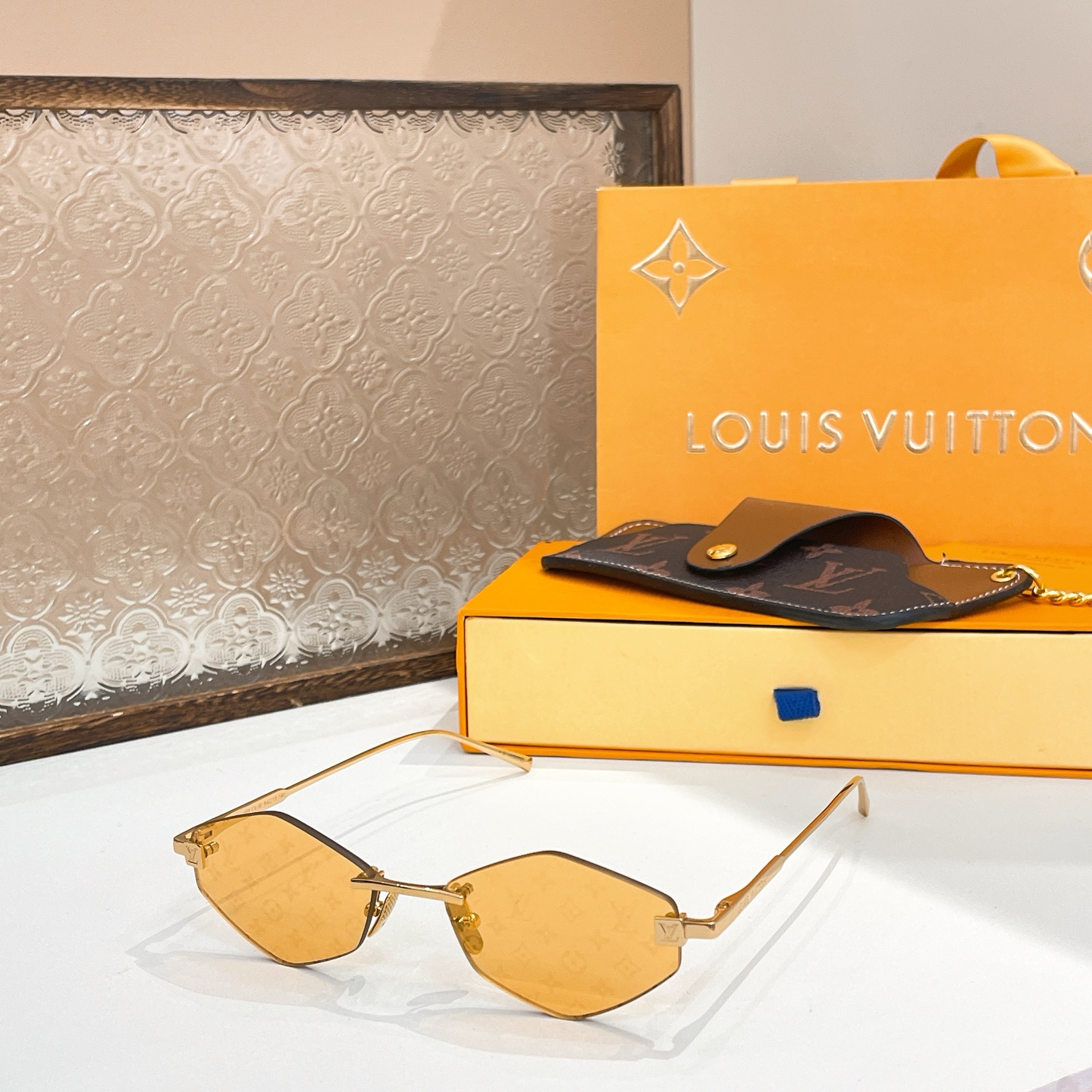  LOUIS VUITTO*🌟🌟🌟MODEL：Z2192U🌟🌟🌟SIZE：57口16-145🌟🌟🌟