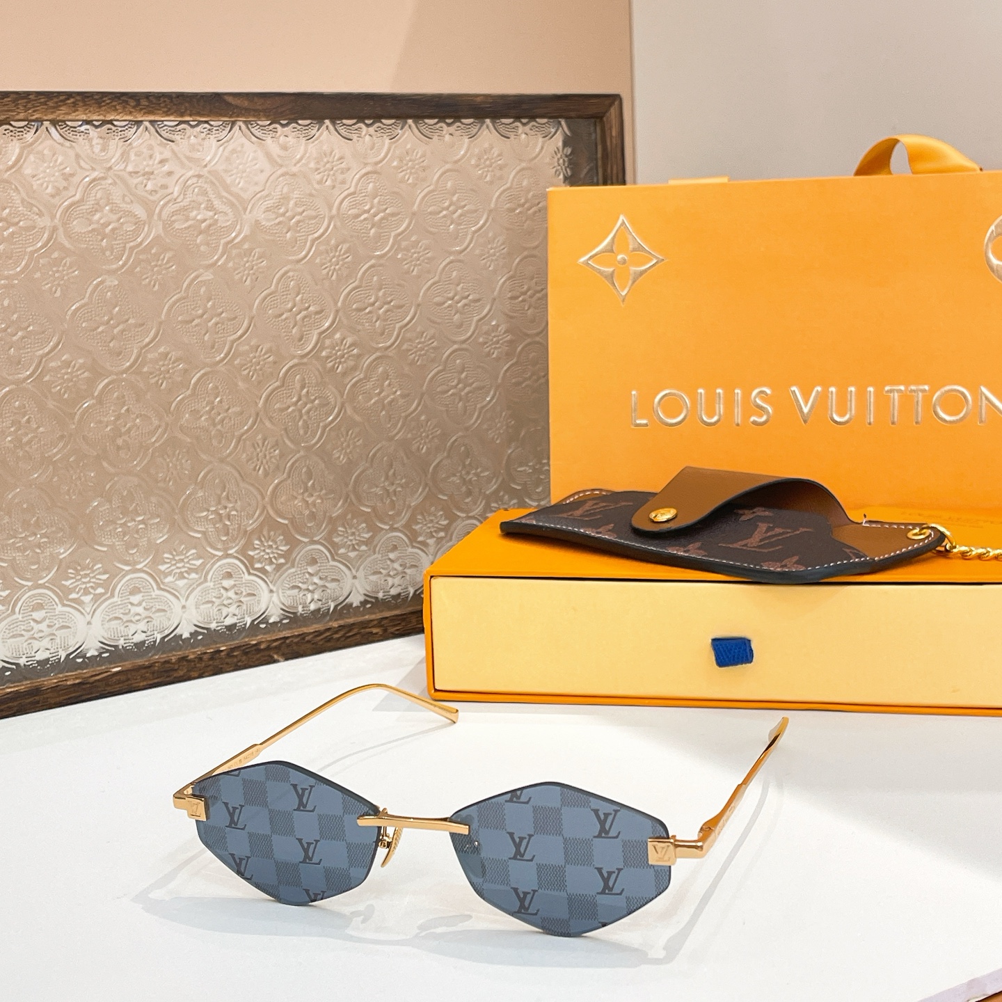  LOUIS VUITTO*🌟🌟🌟MODEL：Z2192U🌟🌟🌟SIZE：57口16-145🌟🌟🌟