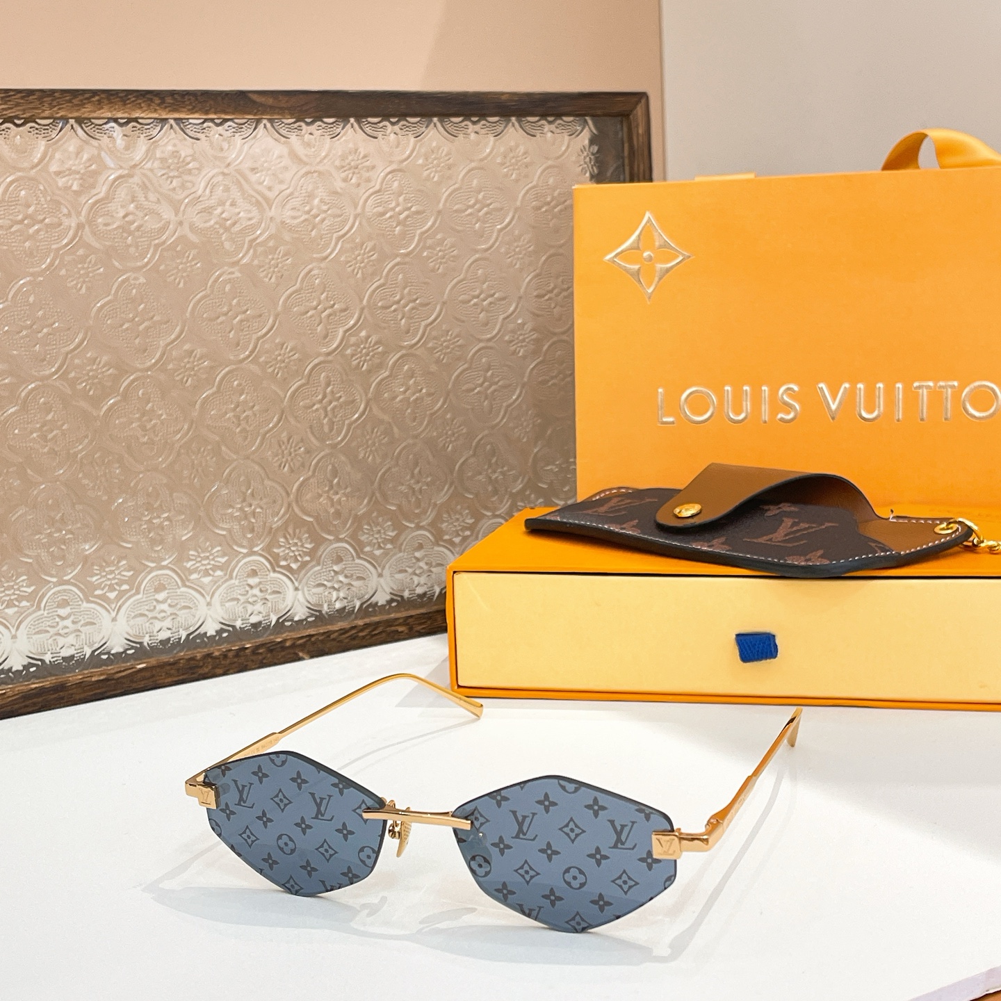 LOUIS VUITTO*🌟🌟🌟MODEL：Z2192U🌟🌟🌟SIZE：57口16-145🌟🌟🌟