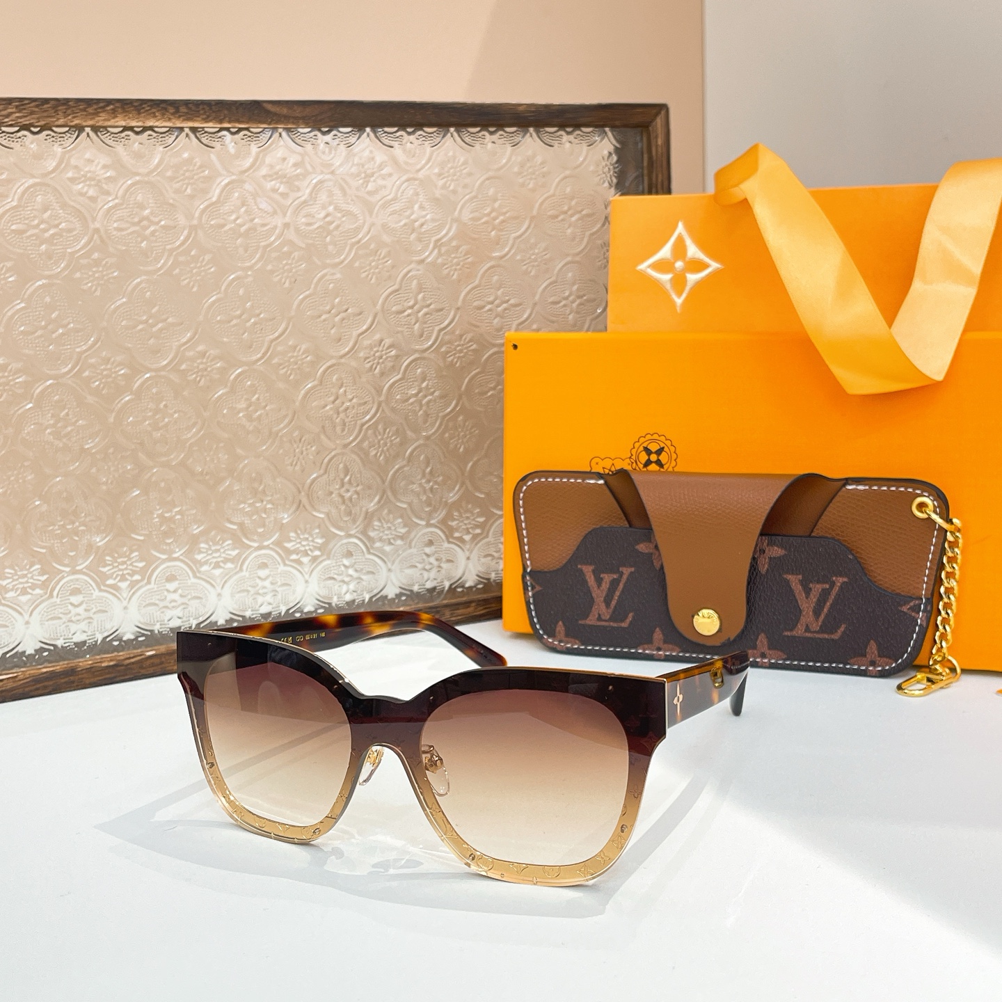  LOUIS VUITTO*🌟🌟🌟MODEL：Z2565U🌟🌟🌟SIZE：57口16-145🌟🌟🌟
