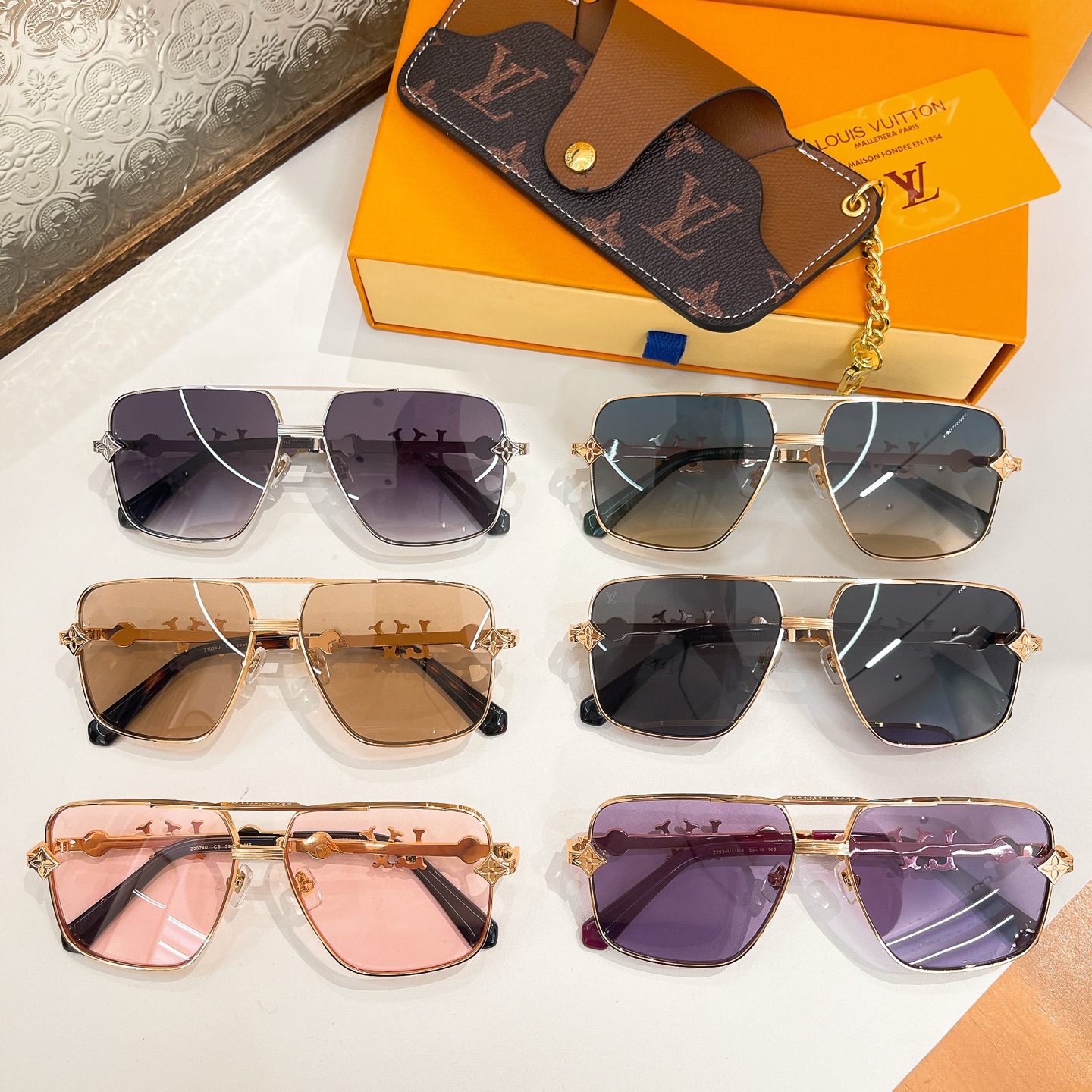 LOUIS VUITTO*🌟🌟🌟MODEL：Z2024U🌟🌟🌟SIZE：57口16-145🌟🌟🌟