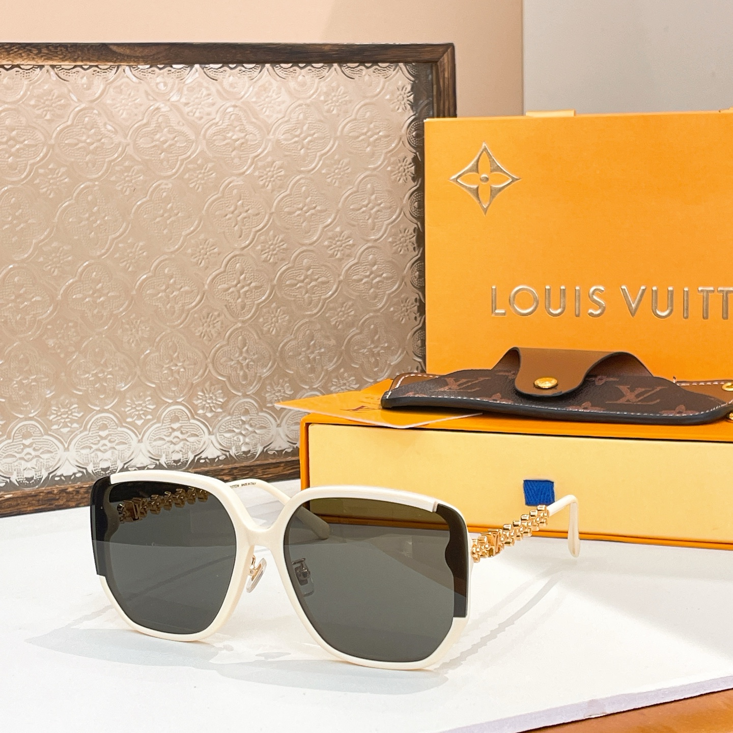 LOUIS VUITTO*🌟🌟🌟MODEL：Z2457U🌟🌟🌟SIZE：57口16-145🌟🌟🌟～～