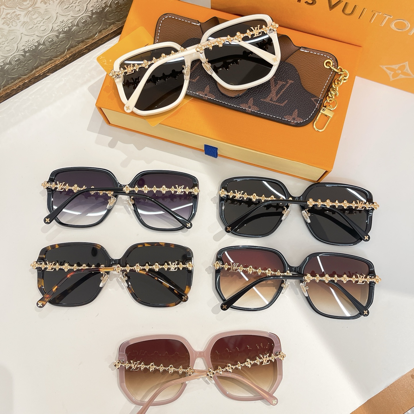 LOUIS VUITTO*🌟🌟🌟MODEL：Z2457U🌟🌟🌟SIZE：57口16-145🌟🌟🌟～～