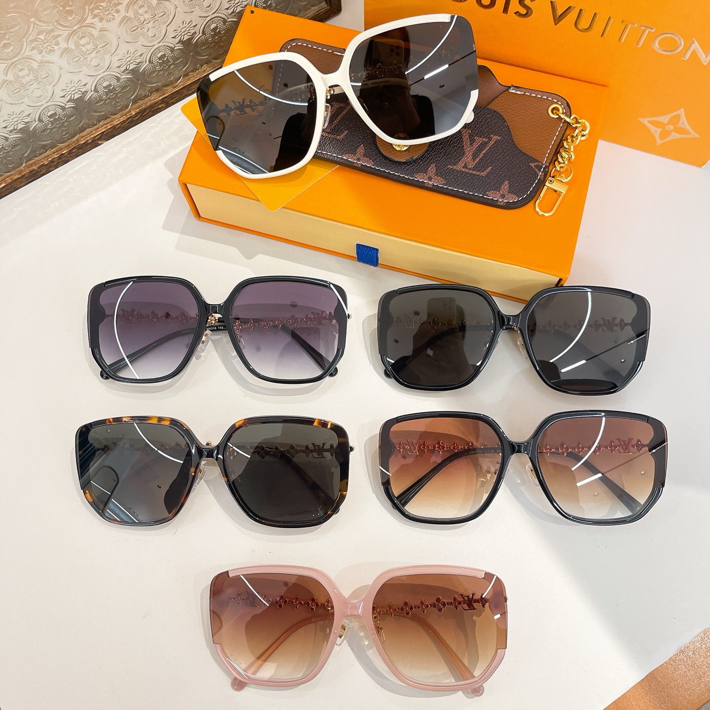 LOUIS VUITTO*🌟🌟🌟MODEL：Z2457U🌟🌟🌟SIZE：57口16-145🌟🌟🌟～～