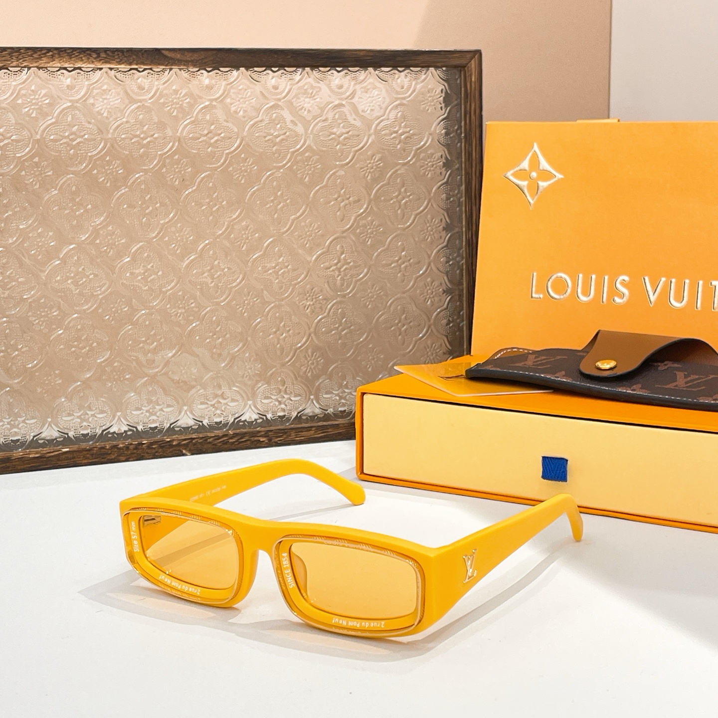  LOUIS VUITTO*🌟🌟🌟MODEL：Z2388E🌟🌟🌟SIZE：57口16-145🌟🌟🌟～～