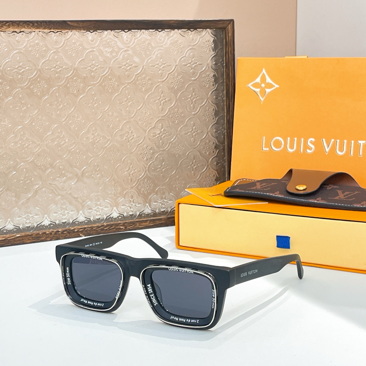  LOUIS VUITTO*🌟🌟🌟MODEL：Z2442U🌟🌟🌟SIZE：57口16-145🌟🌟🌟～～