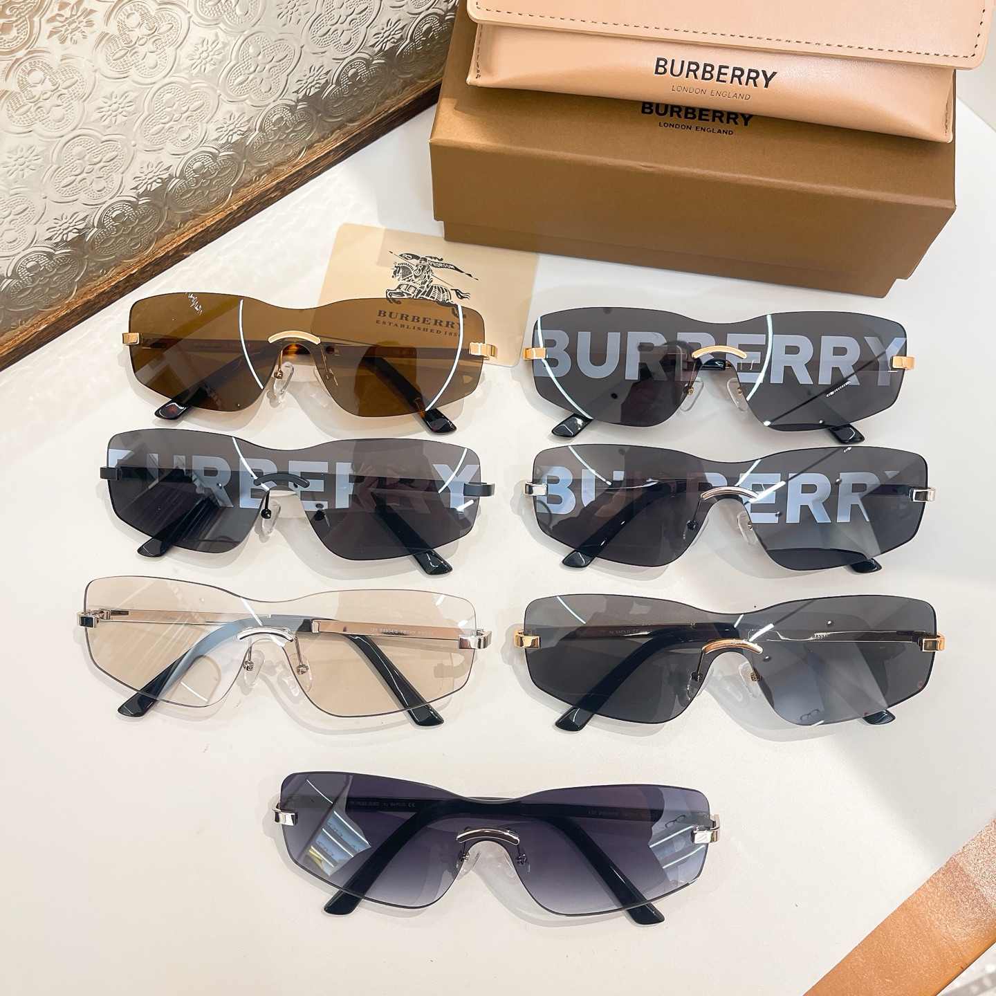  BURBERR*⭐️⭐️⭐️MODEL：B8934⭐️⭐️⭐️SIZE：99口01-120⭐️⭐️⭐️