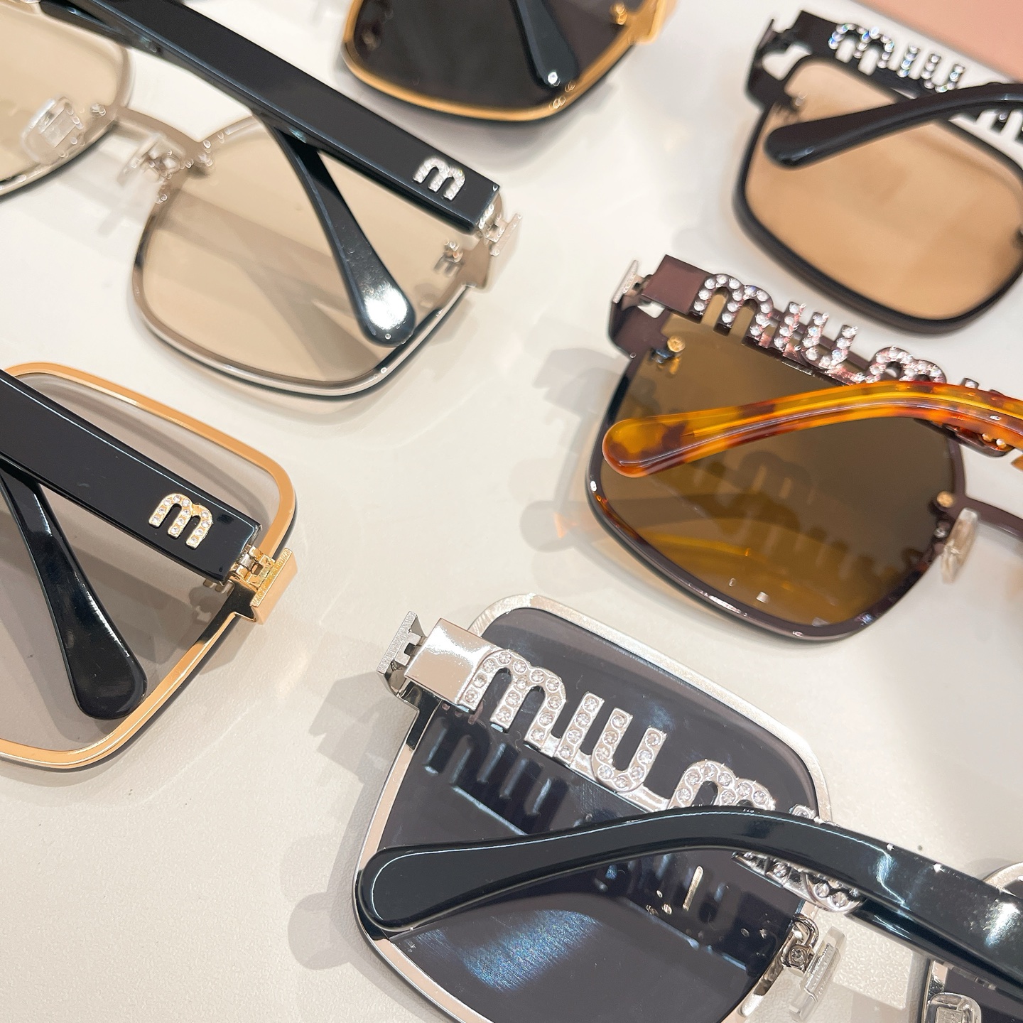￼ MIU MI*🎀🎀🎀MODELSMU 098🎀🎀🎀SIZE：60口16-140🎀🎀🎀