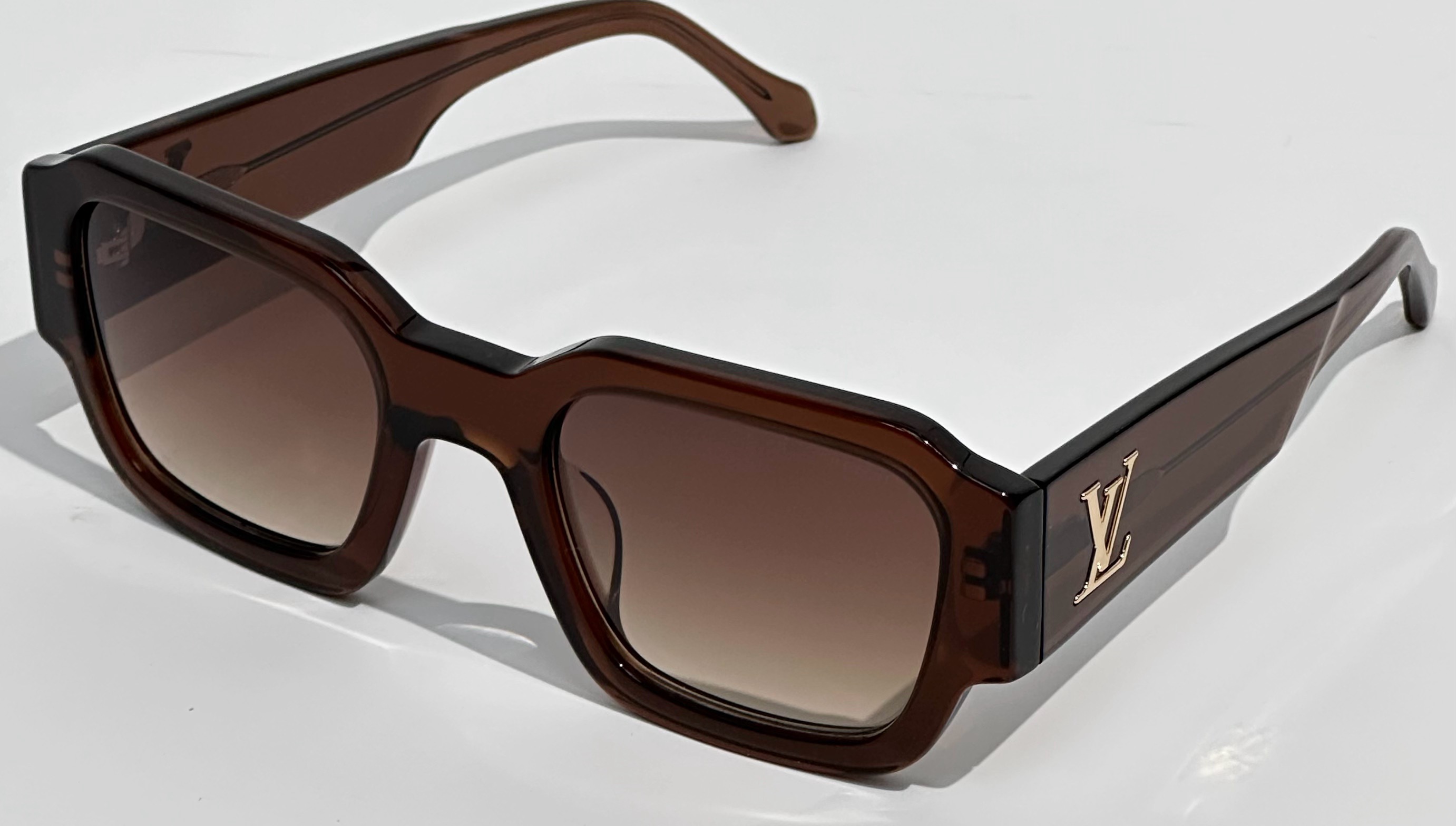 LOUIS VUITTO*🌟🌟🌟MODEL：Z2611E🌟🌟🌟SIZE：57口16-145🌟🌟🌟
