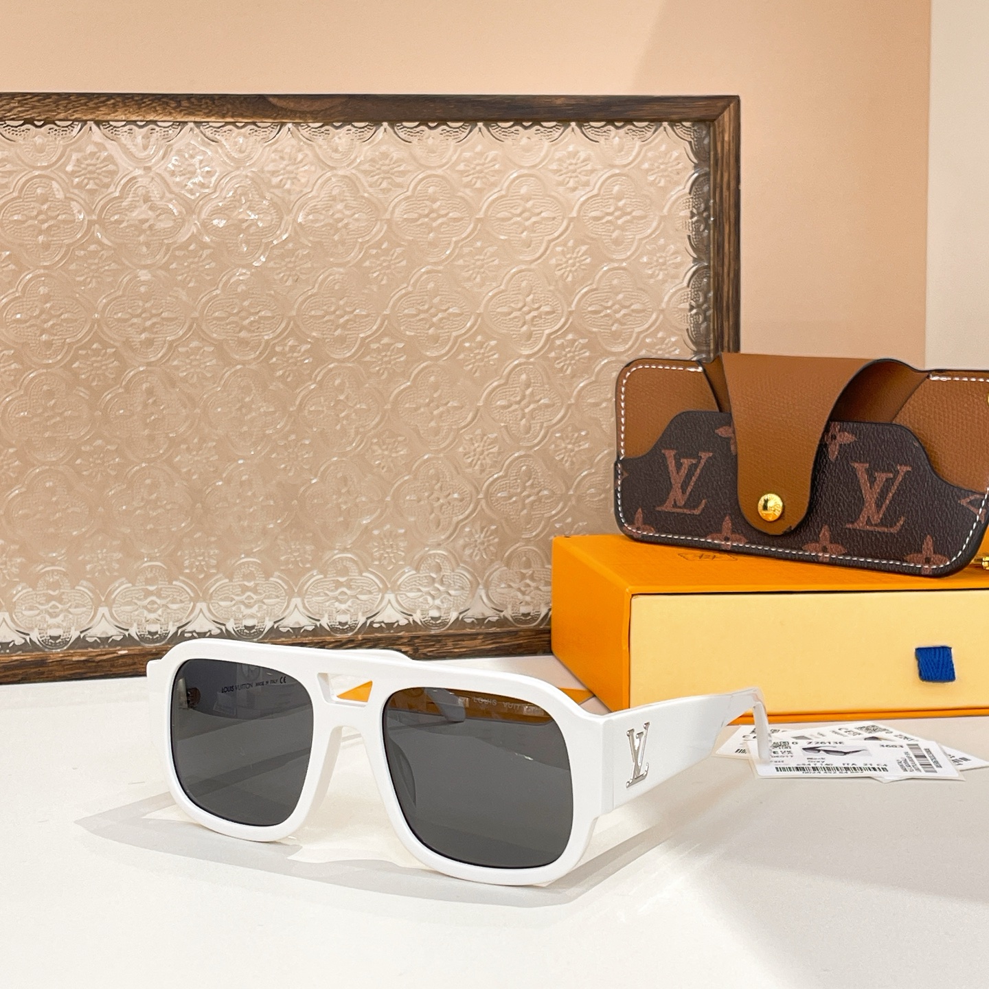  LOUIS VUITTON✨✨✨MODEL：Z2613E✨✨✨ SIZE：54口21-140✨✨✨