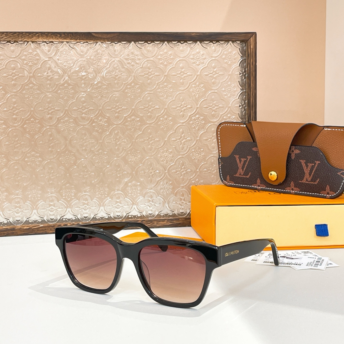  LOUIS VUITTON✨✨✨MODEL：Z2464U✨✨✨ SIZE：54口19-140✨✨✨