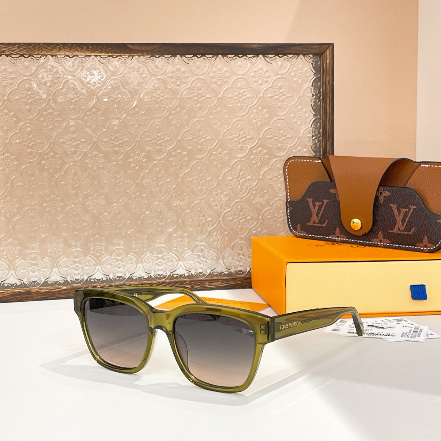  LOUIS VUITTON✨✨✨MODEL：Z2464U✨✨✨ SIZE：54口19-140✨✨✨