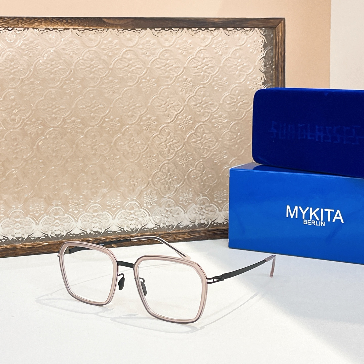 光学镜 太阳镜
MYKITA⚜️⚜️⚜️MODEL：LAURI⚜️⚜️⚜️SIZE 53口22-140⚜