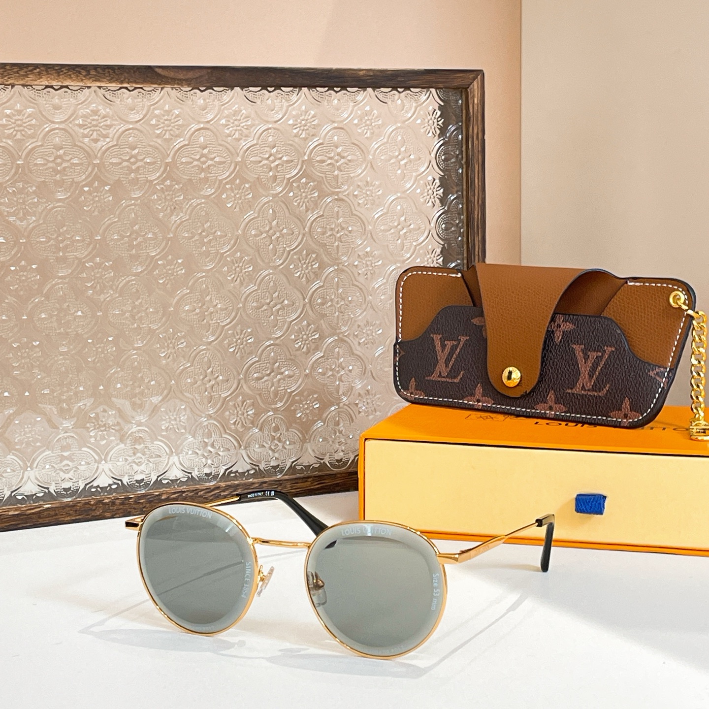  LOUIS VUITTO*✨✨✨MODEL：Z2608U✨✨✨ SIZE：52口21-145✨✨✨