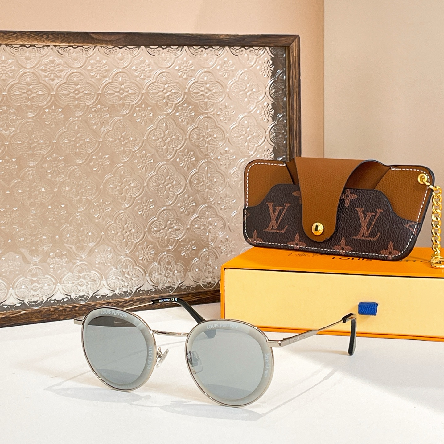  LOUIS VUITTO*✨✨✨MODEL：Z2608U✨✨✨ SIZE：52口21-145✨✨✨