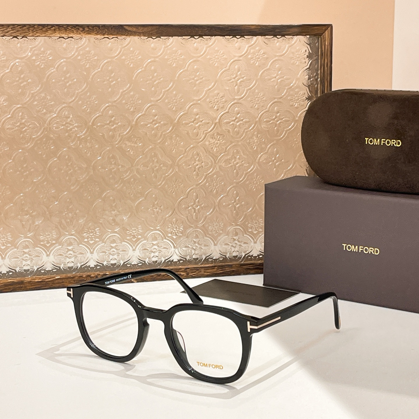  TOM FORD✨✨✨MODEL：TF0975✨✨✨SIZE：52口23-145✨✨✨
