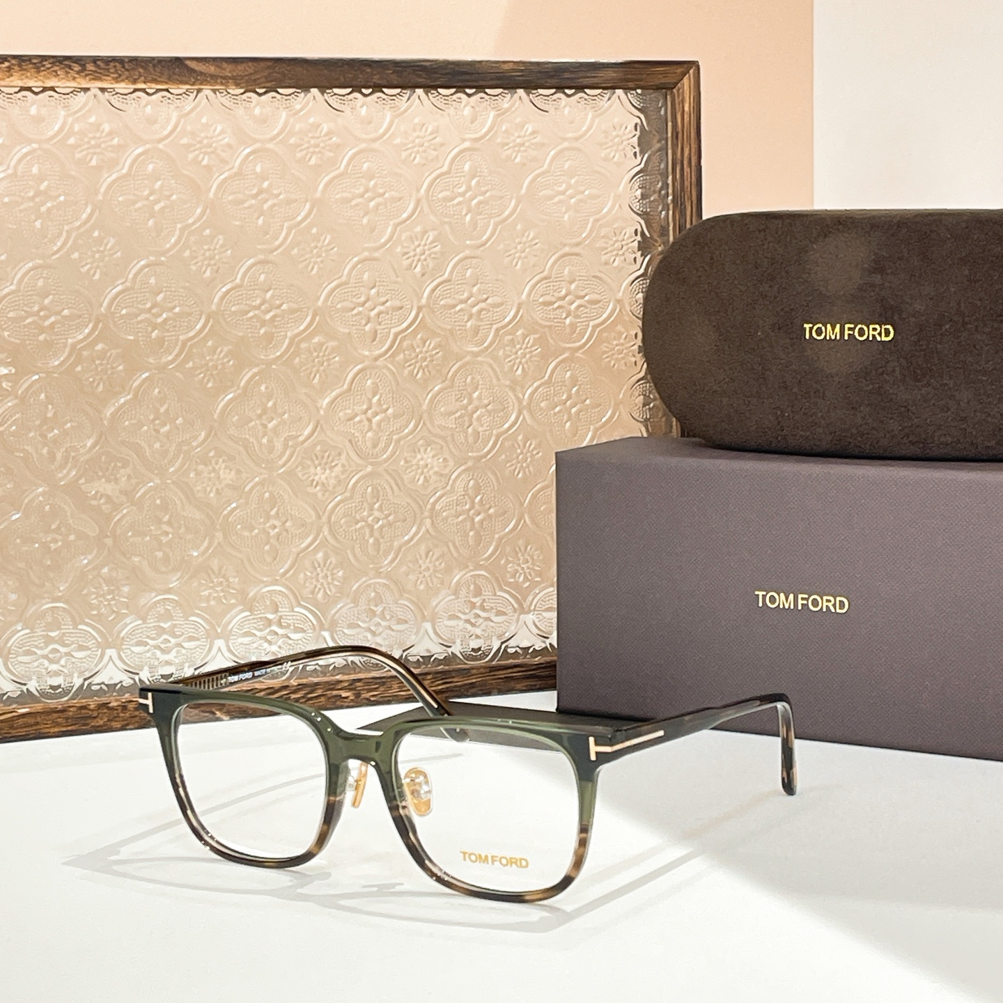  TOM FORD✨✨✨MODEL：TF5921-K-B✨✨✨SIZE：51口19-145✨✨✨