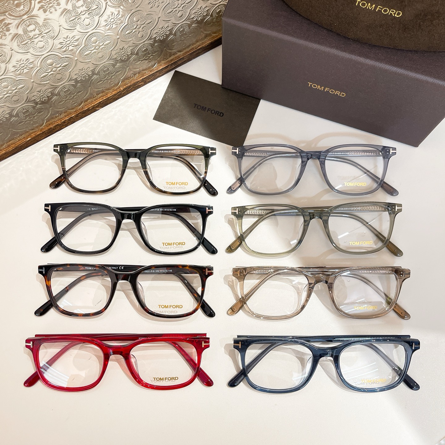  TOM FORD✨✨✨MODEL：TF5831-F-B✨✨✨SIZE：51口18-145✨✨✨