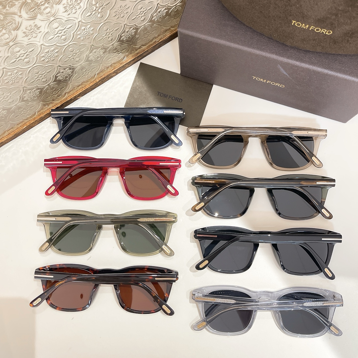 TOM FORD✨✨✨MODEL：TF5870-F-B✨✨✨SIZE：52口21-145✨✨✨ 
