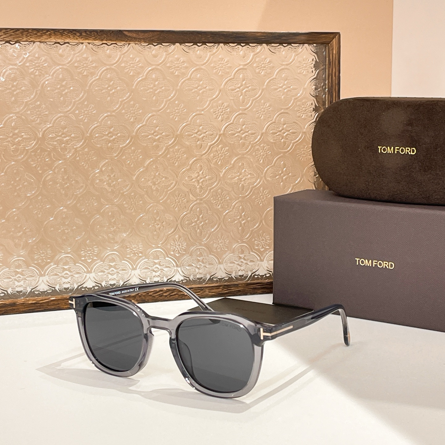  TOM FORD✨✨✨MODEL：TF0975✨✨✨SIZE：52口23-145✨✨✨
