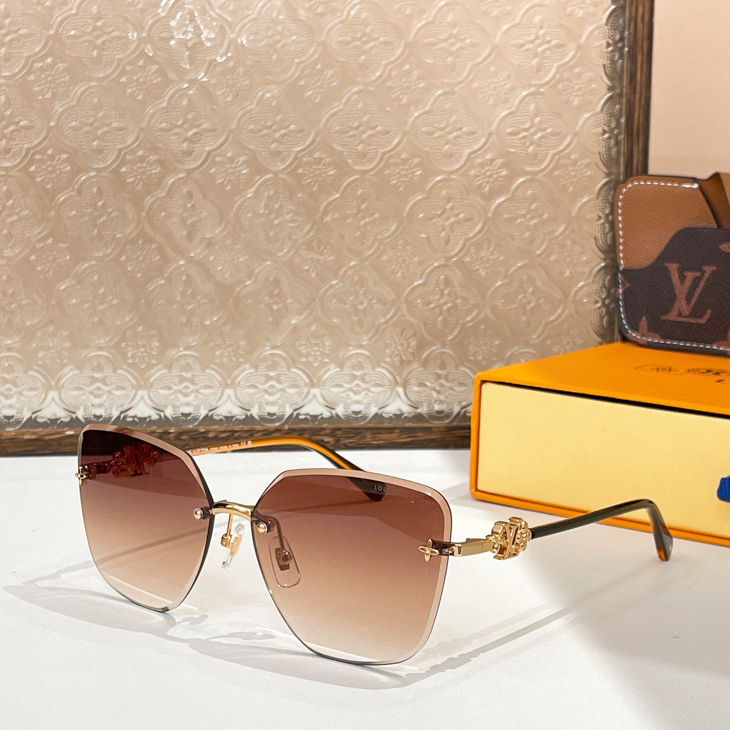  LOUIS VUITTO*✨✨✨MODEL：Z1312✨✨✨ SIZE：62口14-145✨✨✨
