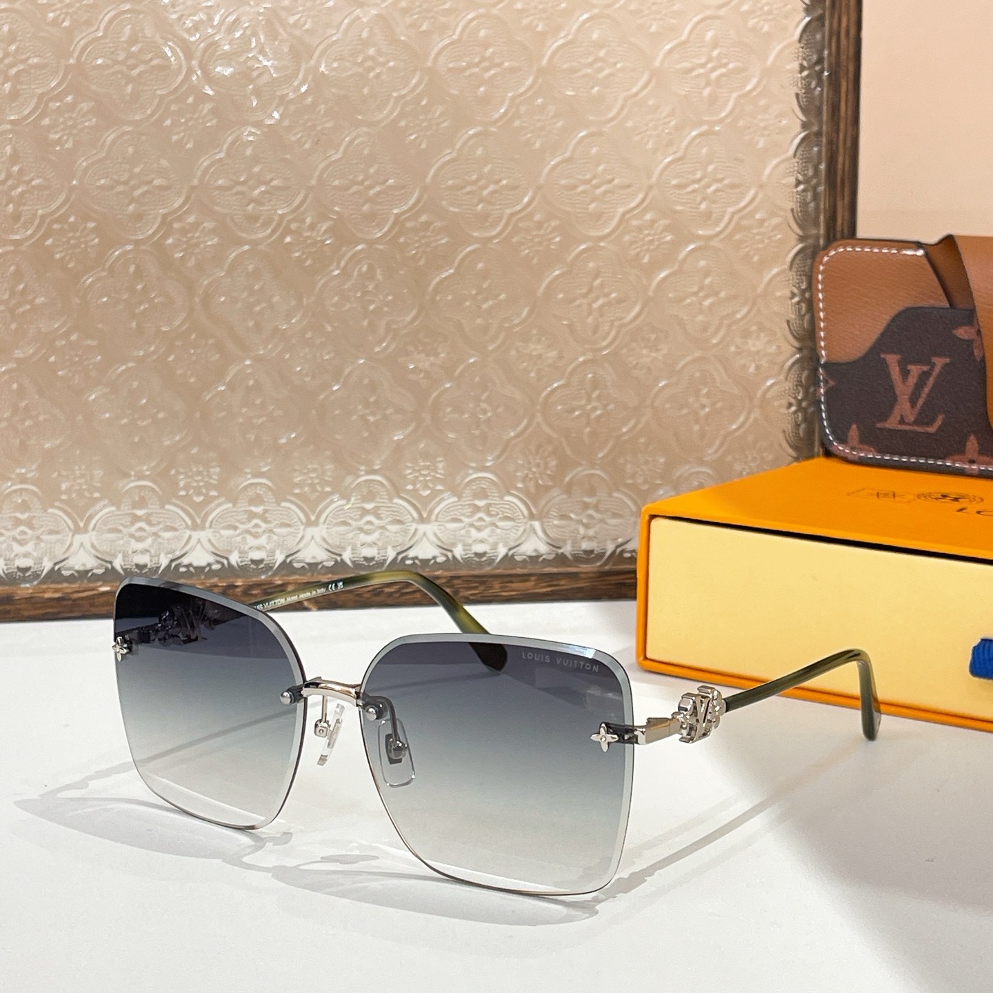  LOUIS VUITTO*✨✨✨MODEL：Z1313✨✨✨ SIZE：62口14-145✨✨✨