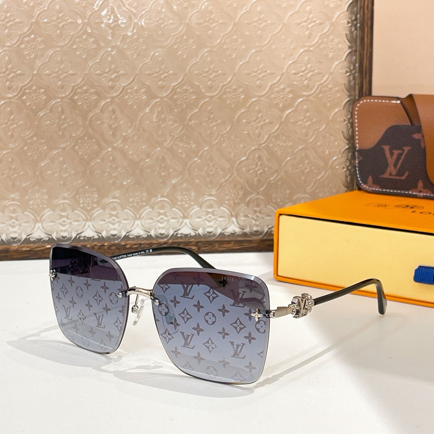  LOUIS VUITTO*✨✨✨MODEL：Z1313✨✨✨ SIZE：62口14-145✨✨✨