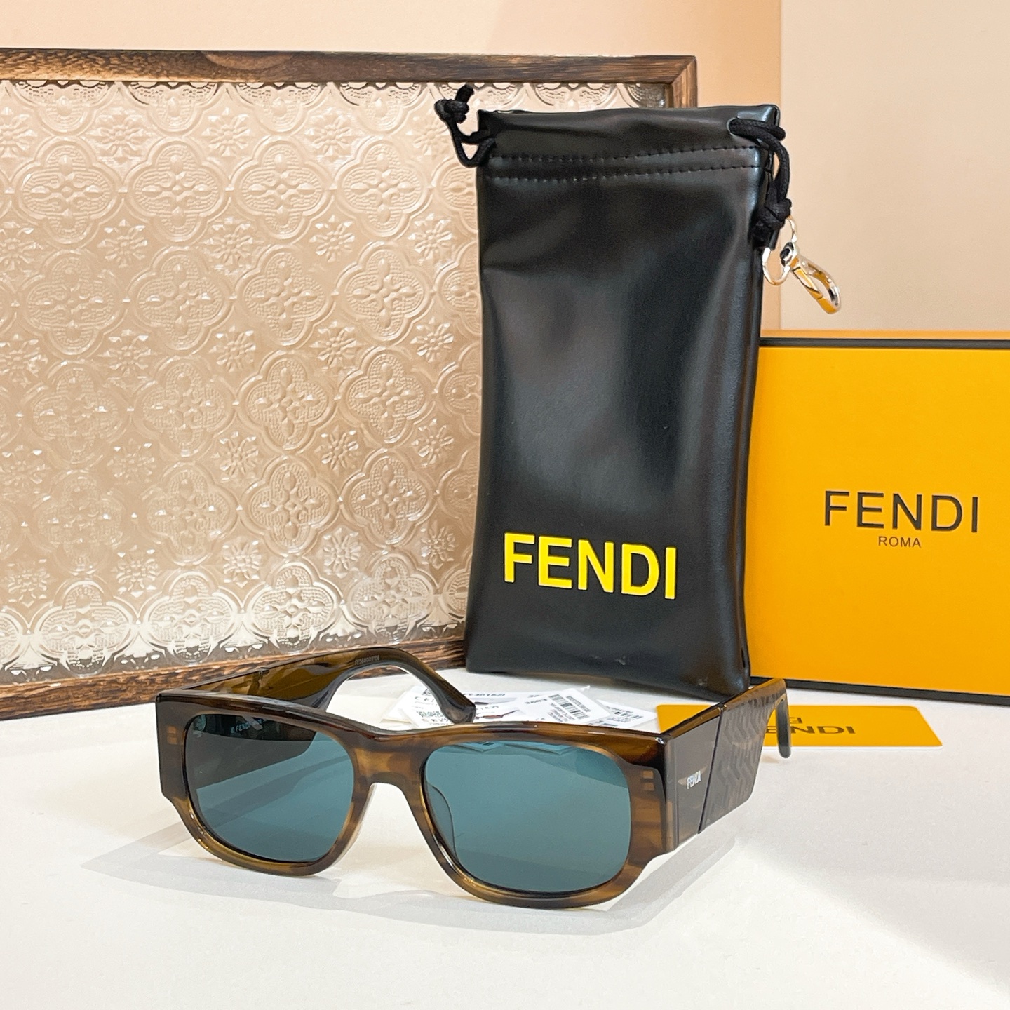 FEND*✨✨✨MODEL FE40156I✨✨✨SIZE58口17-145✨✨✨