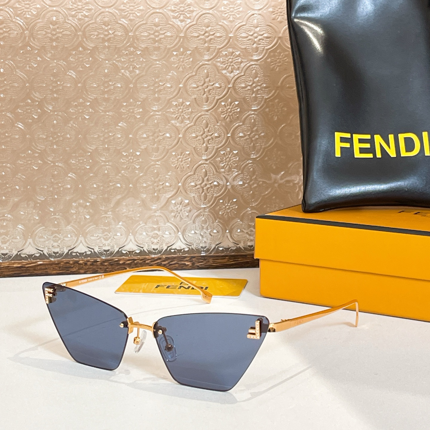 FEND*✨✨✨MODEL FE40047 ✨✨✨SIZE59口15-135✨✨✨