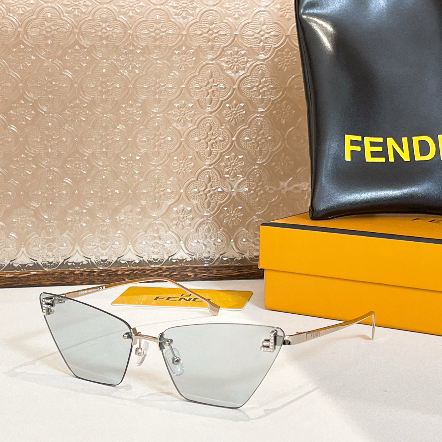 FEND*✨✨✨MODEL FE40047 ✨✨✨SIZE59口15-135✨✨✨