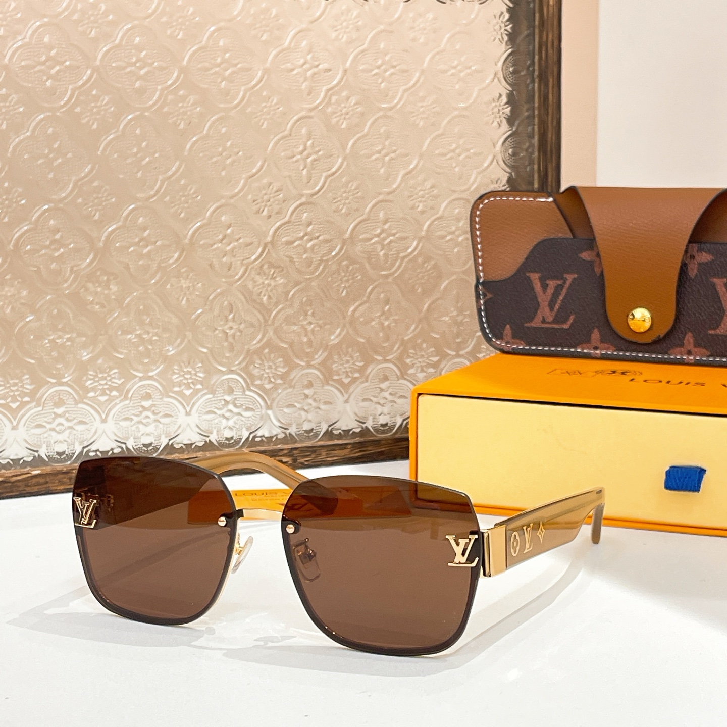 LOUIS VUITTO*🌟🌟🌟MODEL：Z1863E🌟🌟🌟SIZE：55口16-147🌟🌟🌟